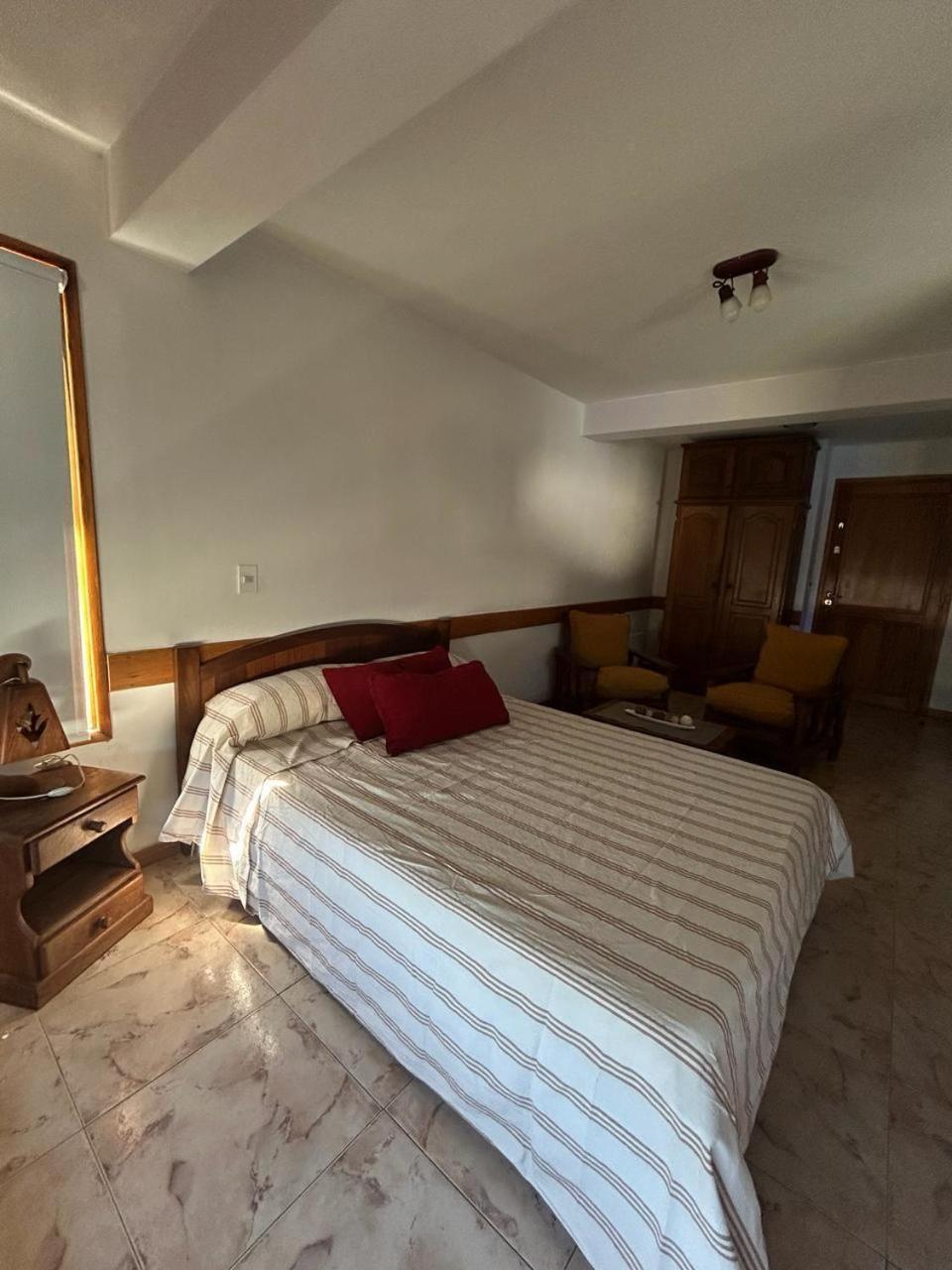 Loft En San Martin De Los Andes-Depto Gus Екстер'єр фото
